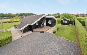 3 Bedroom Lovely Home In Juelsminde, Sønderby